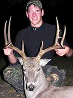 Trophy Whitetail Deer hunt in texas
